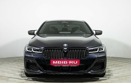BMW 5 серия, 2021 год, 5 580 000 рублей, 2 фотография