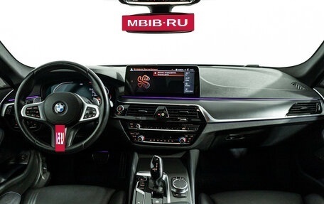 BMW 5 серия, 2021 год, 5 580 000 рублей, 13 фотография