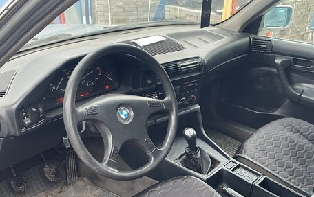 BMW 5 серия, 1989 год, 290 000 рублей, 6 фотография