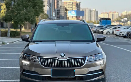 Skoda Karoq I, 2021 год, 1 552 911 рублей, 2 фотография