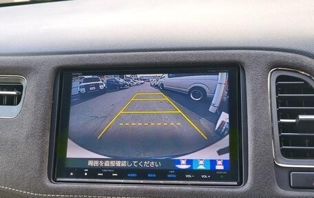 Honda Vezel, 2017 год, 1 350 000 рублей, 10 фотография