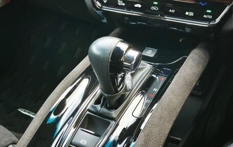 Honda Vezel, 2017 год, 1 350 000 рублей, 14 фотография