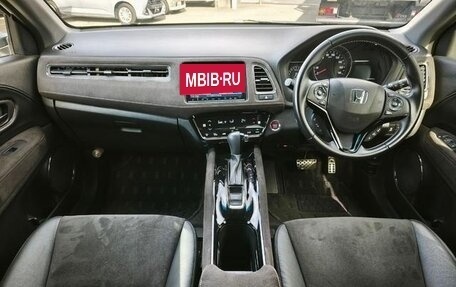 Honda Vezel, 2017 год, 1 350 000 рублей, 7 фотография