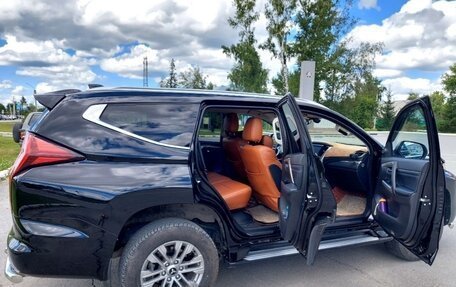 Mitsubishi Pajero Sport III рестайлинг, 2022 год, 5 200 000 рублей, 4 фотография