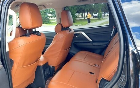 Mitsubishi Pajero Sport III рестайлинг, 2022 год, 5 200 000 рублей, 7 фотография