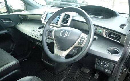 Honda Freed I, 2015 год, 804 000 рублей, 11 фотография