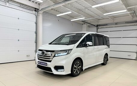Honda Stepwgn IV, 2020 год, 2 999 900 рублей, 2 фотография