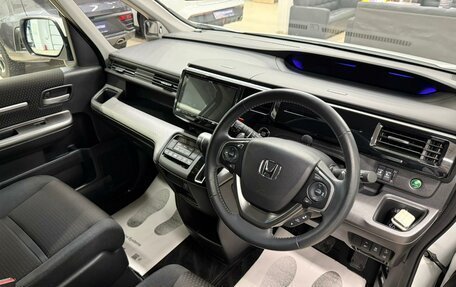 Honda Stepwgn IV, 2020 год, 2 999 900 рублей, 11 фотография