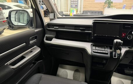 Honda Stepwgn IV, 2020 год, 2 999 900 рублей, 14 фотография