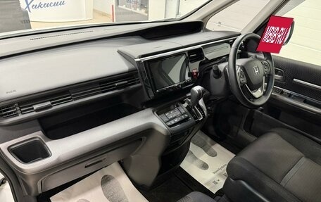 Honda Stepwgn IV, 2020 год, 2 999 900 рублей, 13 фотография