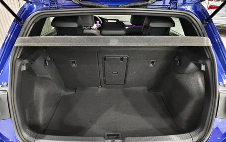 Volkswagen Golf VIII, 2022 год, 1 303 430 рублей, 17 фотография