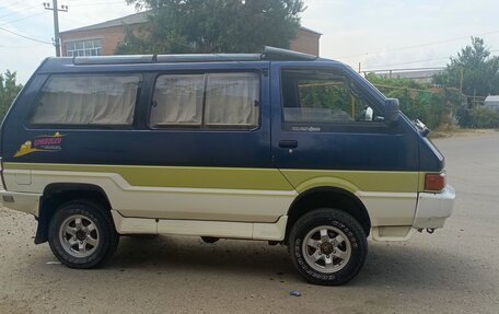 Nissan Largo III (W30), 1992 год, 370 000 рублей, 6 фотография