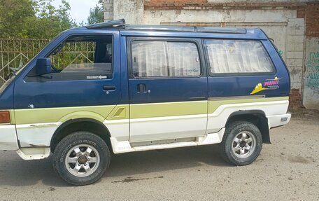 Nissan Largo III (W30), 1992 год, 370 000 рублей, 5 фотография