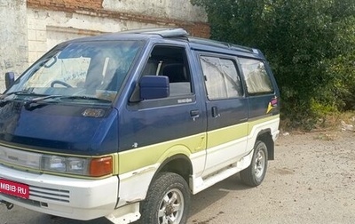 Nissan Largo III (W30), 1992 год, 370 000 рублей, 1 фотография