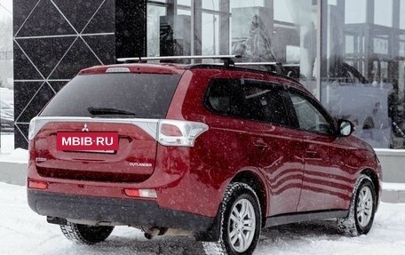 Mitsubishi Outlander III рестайлинг 3, 2013 год, 1 260 000 рублей, 4 фотография