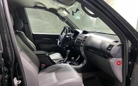 Toyota Land Cruiser Prado 120 рестайлинг, 2008 год, 2 380 000 рублей, 7 фотография