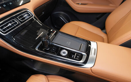 Geely Atlas, 2025 год, 3 250 000 рублей, 16 фотография