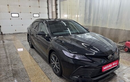 Toyota Camry, 2021 год, 2 920 000 рублей, 2 фотография