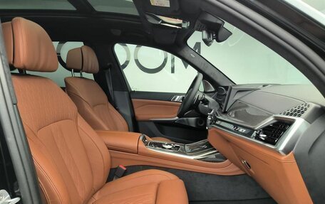 BMW X7, 2025 год, 18 890 000 рублей, 15 фотография