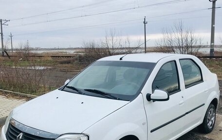 Renault Logan I, 2013 год, 385 000 рублей, 1 фотография