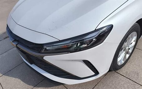 Chevrolet Monza, 2024 год, 1 500 000 рублей, 4 фотография