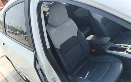 Chevrolet Monza, 2024 год, 1 500 000 рублей, 26 фотография