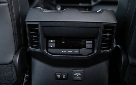 Toyota Sequoia, 2025 год, 15 000 000 рублей, 28 фотография