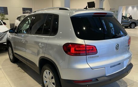 Volkswagen Tiguan I, 2016 год, 1 649 000 рублей, 6 фотография