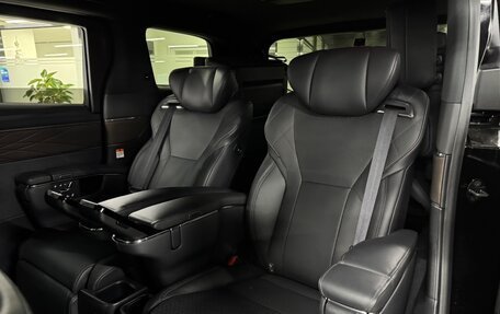 Toyota Alphard, 2024 год, 10 699 123 рублей, 8 фотография