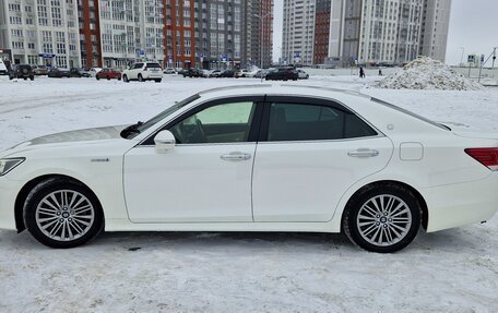 Toyota Crown, 2016 год, 3 000 000 рублей, 7 фотография