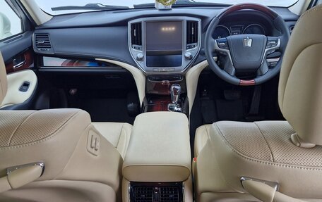 Toyota Crown, 2016 год, 3 000 000 рублей, 19 фотография