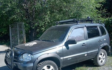 Chevrolet Niva I рестайлинг, 2005 год, 330 000 рублей, 5 фотография