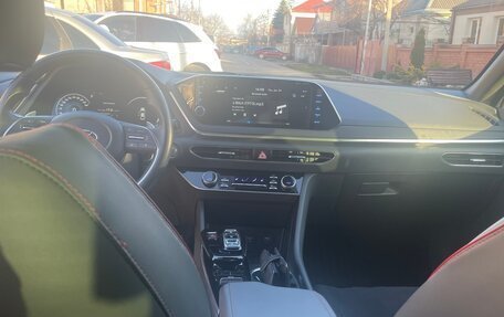 Hyundai Sonata VIII, 2023 год, 2 600 000 рублей, 6 фотография