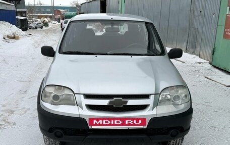 Chevrolet Niva I рестайлинг, 2009 год, 260 000 рублей, 2 фотография