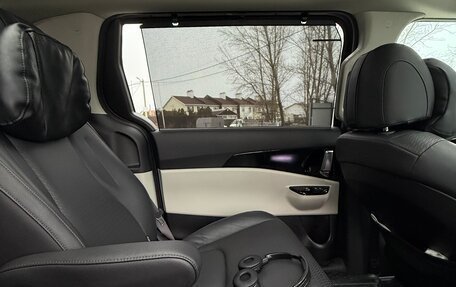 KIA Carnival, 2022 год, 4 800 000 рублей, 28 фотография