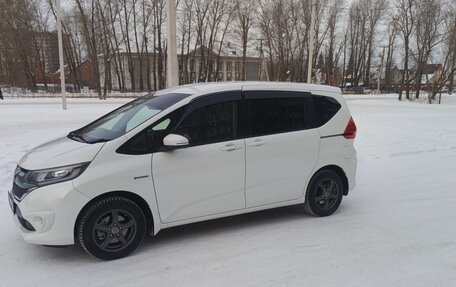 Honda Freed II, 2017 год, 1 650 000 рублей, 3 фотография