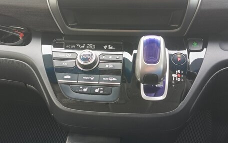 Honda Freed II, 2017 год, 1 650 000 рублей, 14 фотография