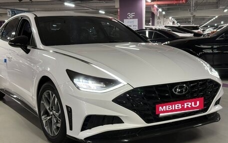 Hyundai Sonata VIII, 2022 год, 1 650 000 рублей, 3 фотография