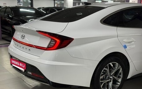 Hyundai Sonata VIII, 2022 год, 1 650 000 рублей, 5 фотография