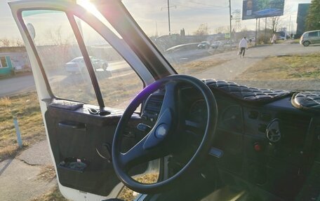 ГАЗ 3110 «Волга», 2005 год, 438 000 рублей, 15 фотография