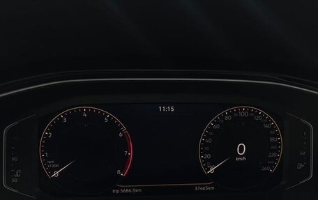 Volkswagen T-Roc I, 2023 год, 1 800 000 рублей, 10 фотография