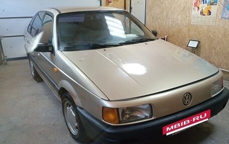 Volkswagen Passat B3, 1988 год, 98 000 рублей, 2 фотография