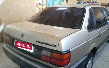 Volkswagen Passat B3, 1988 год, 98 000 рублей, 3 фотография