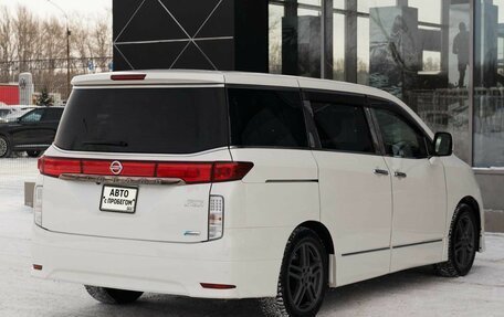 Nissan Elgrand III, 2011 год, 1 800 000 рублей, 5 фотография