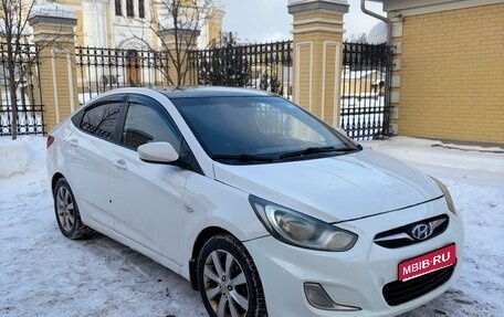 Hyundai Solaris II рестайлинг, 2014 год, 365 000 рублей, 1 фотография