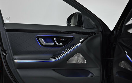 Mercedes-Benz S-Класс, 2022 год, 22 000 000 рублей, 16 фотография