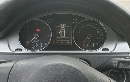 Volkswagen Passat B7, 2011 год, 850 000 рублей, 6 фотография