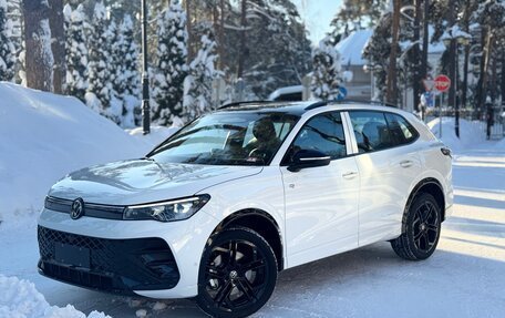 Volkswagen Tiguan, 2025 год, 4 720 000 рублей, 1 фотография