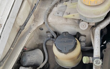 Nissan Tino, 1999 год, 350 000 рублей, 6 фотография