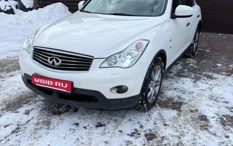 Infiniti QX50 I рестайлинг, 2013 год, 1 745 000 рублей, 4 фотография